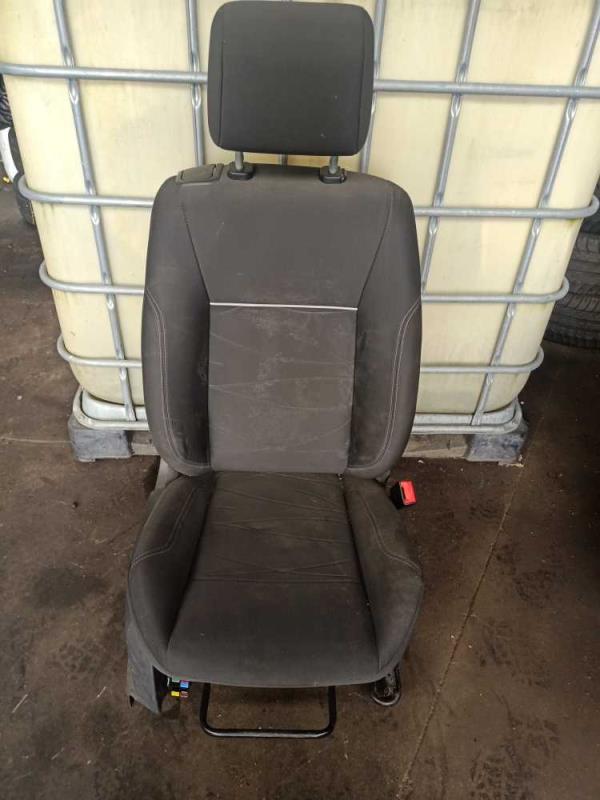 SIEGE AVANT DROIT FORD FIESTA 2008-2017 3PORTES - Vue 1